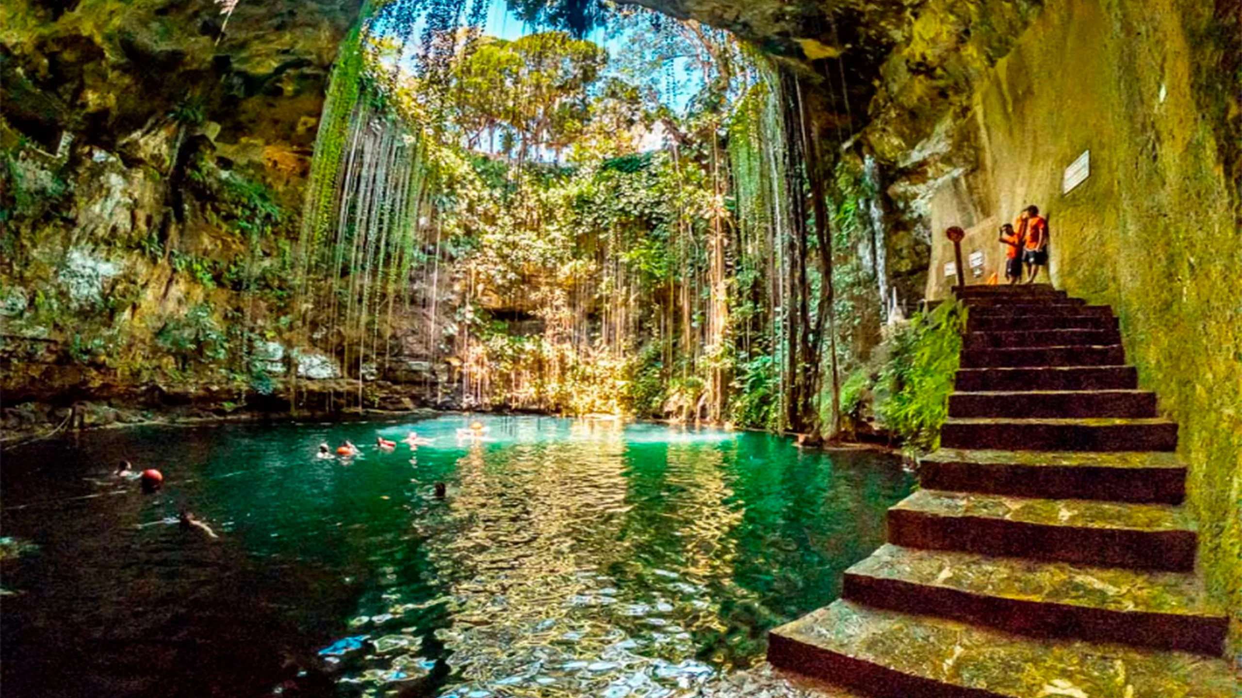 Segundo cenote incluido en el tour a Chichén Itzá